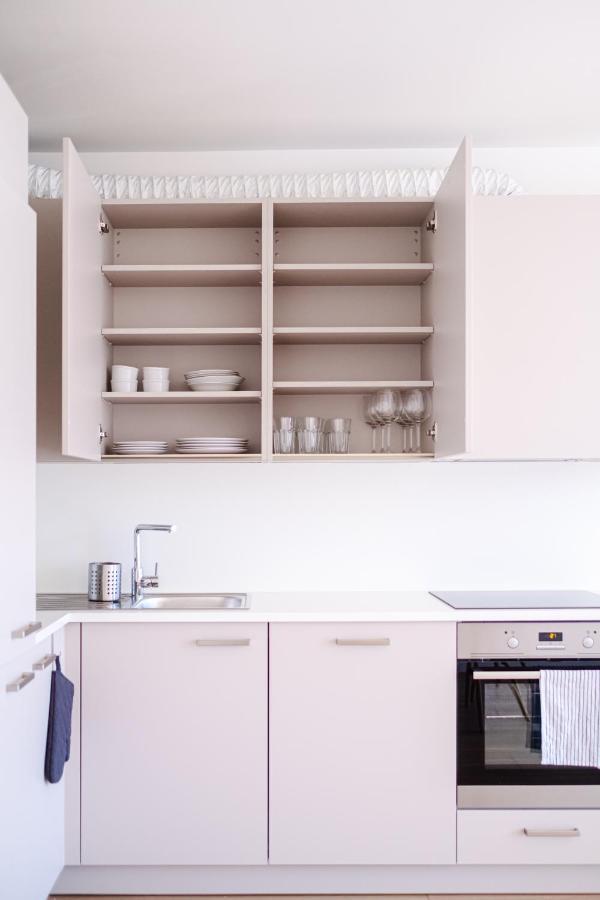 Newly Built Apartment In Vibrant Neighbourhood Praha Exteriér fotografie